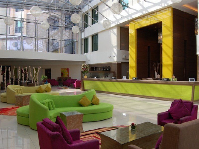 Traders Hotel,
